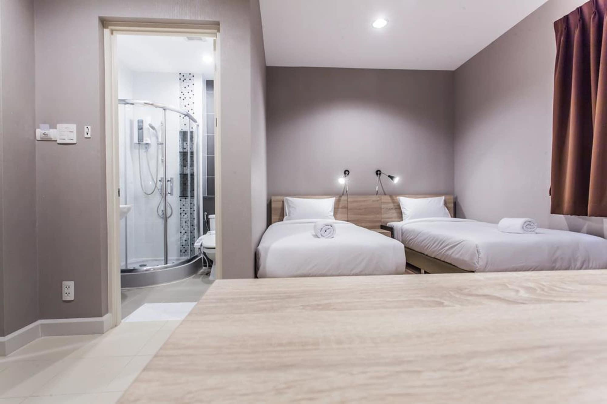 Morino Hotel Si Racha Exteriör bild
